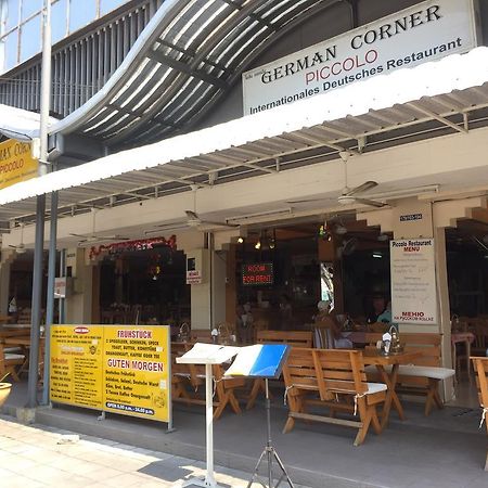 Piccolo Restaurant And Guest House Pattaya Ngoại thất bức ảnh
