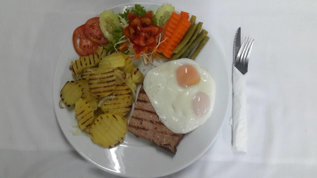 Piccolo Restaurant And Guest House Pattaya Ngoại thất bức ảnh