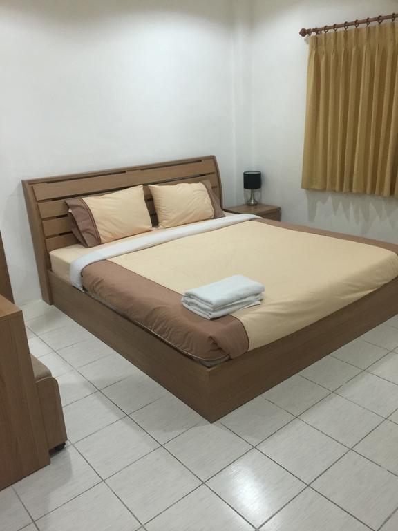 Piccolo Restaurant And Guest House Pattaya Ngoại thất bức ảnh